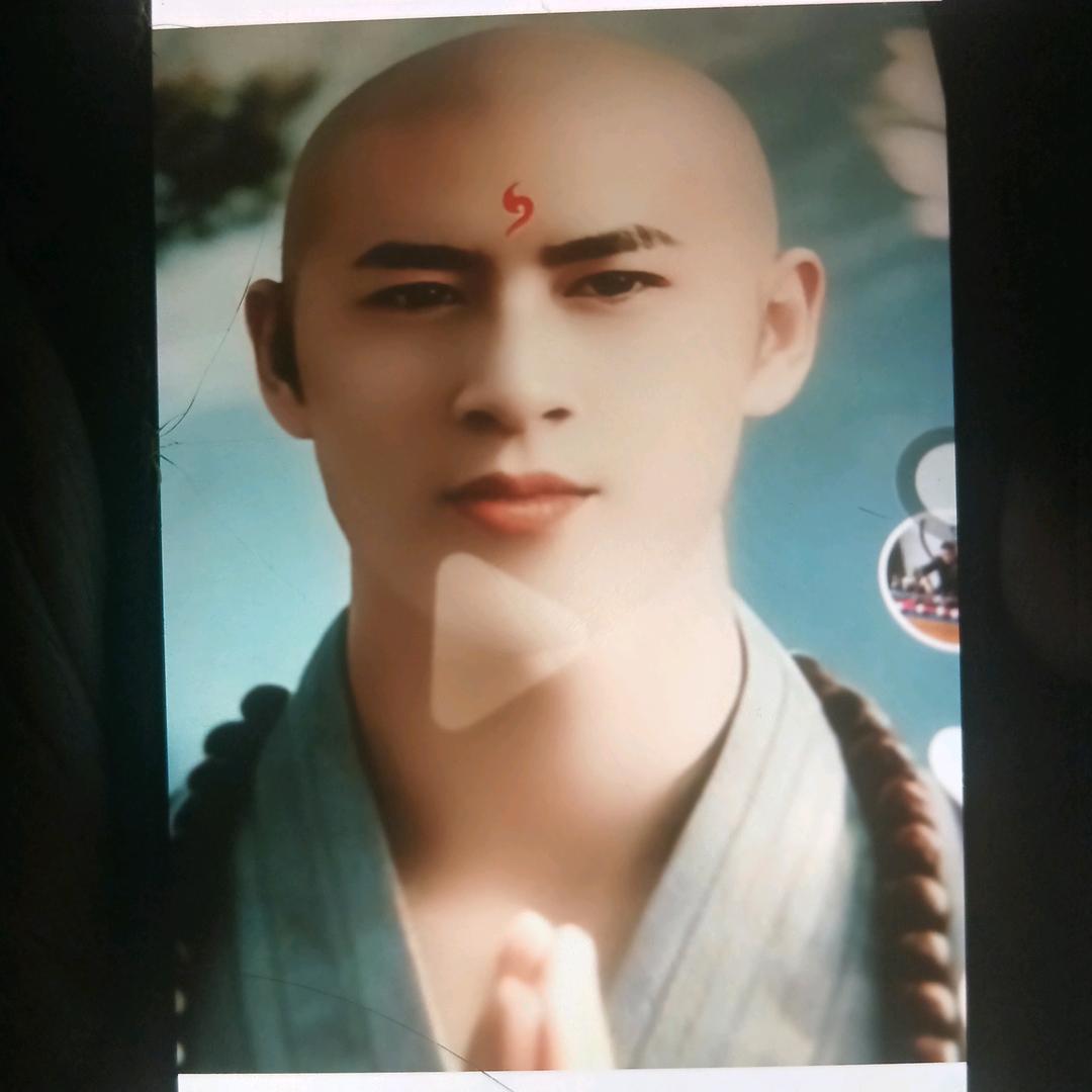 真心给错了人，被刺痛心的香！。