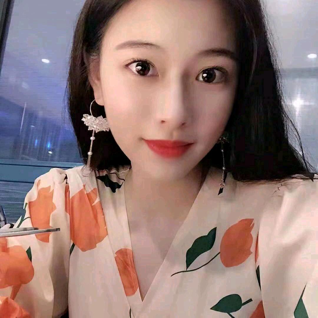 鸿雁鞋服