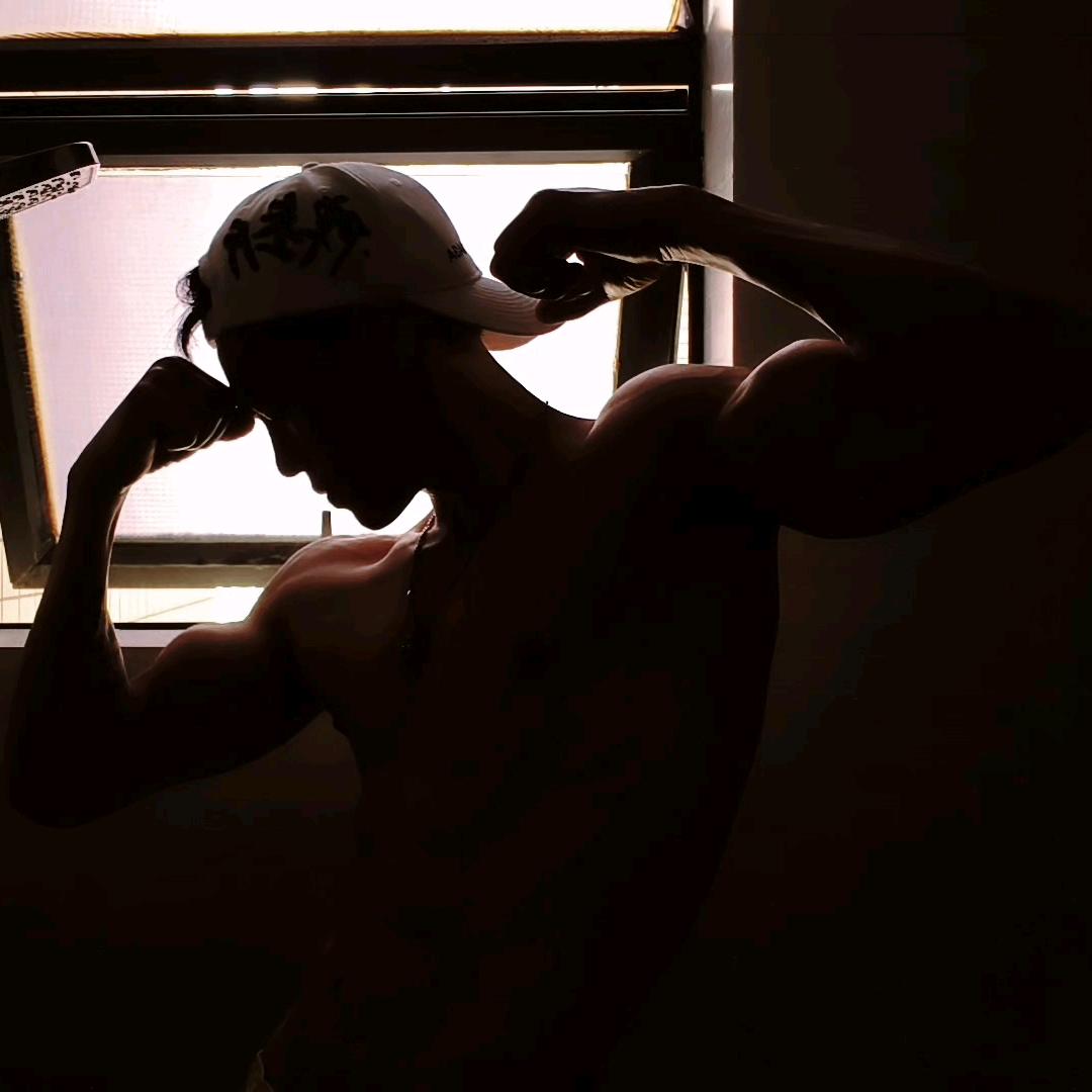 @自律小强‖古捣板