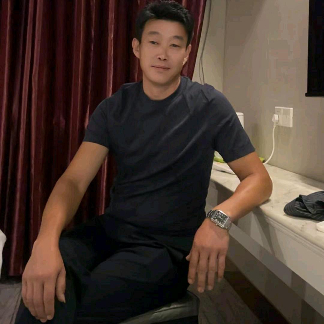 马来克力士抱夹锯