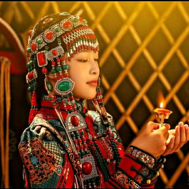 内蒙古苏木羊绒围巾产地仓