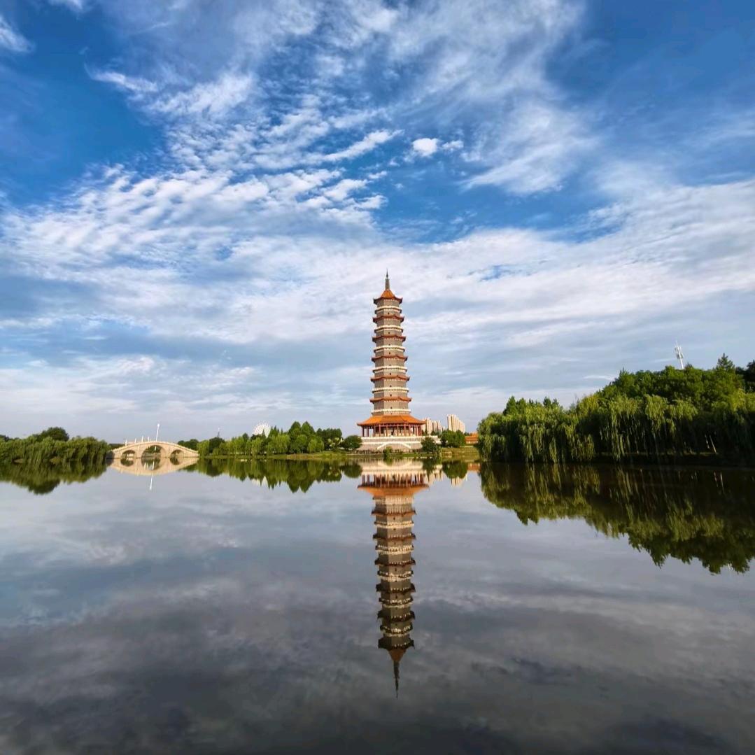 燚同学