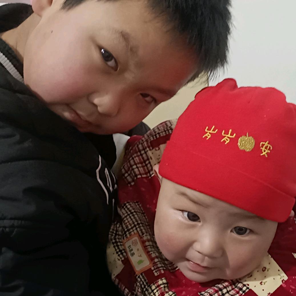 小核桃一家