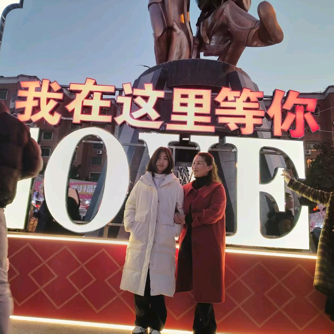 七九年的🐏单亲妈妈