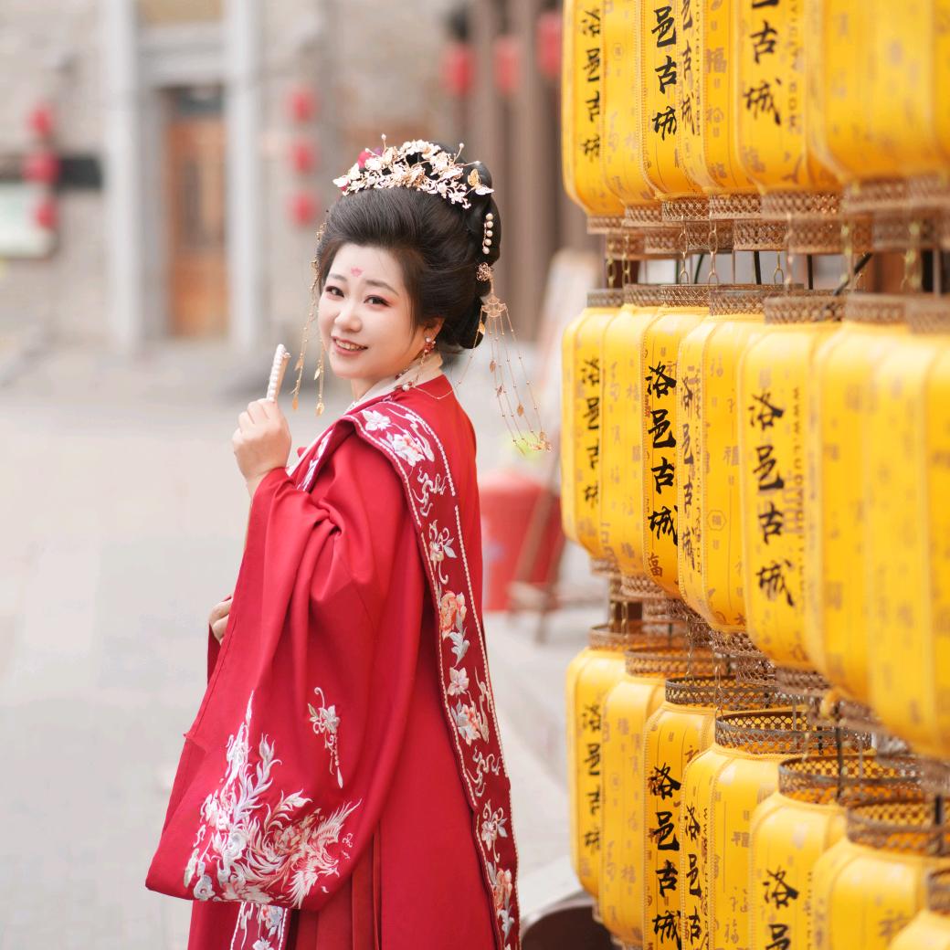 侠妹户外露营