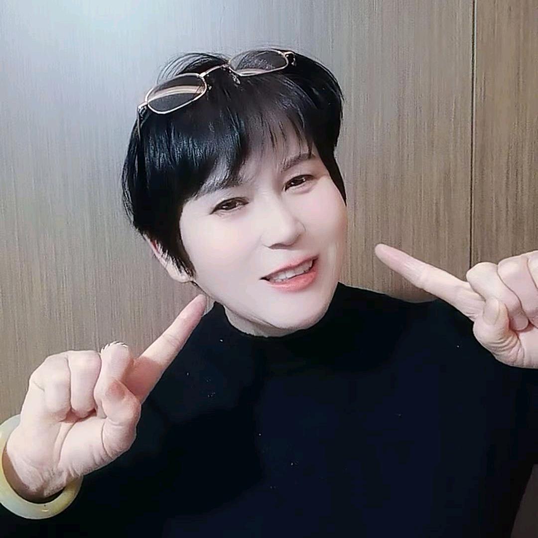 兰兰💕下午1点10分开播