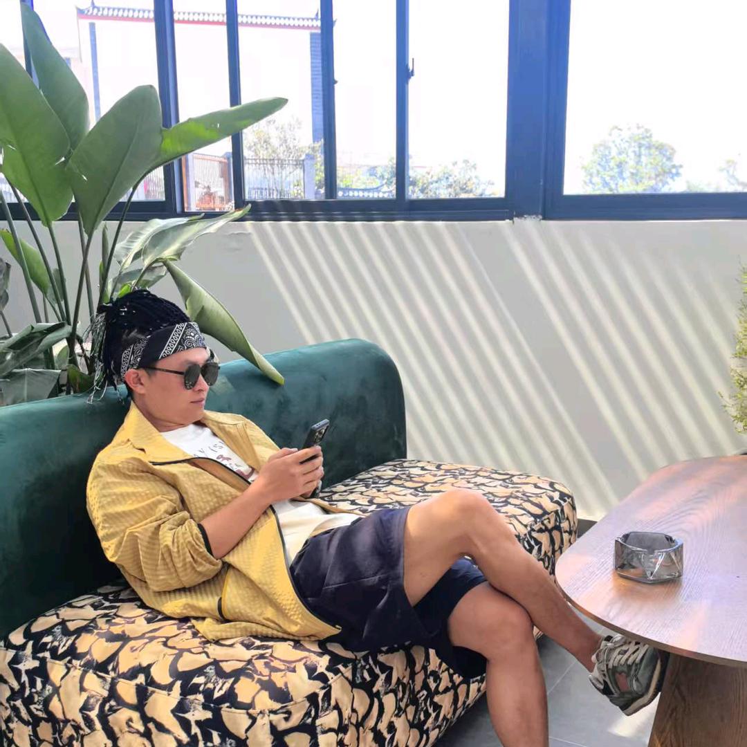 蒙自森韵家具厂（全系标配激光封边）