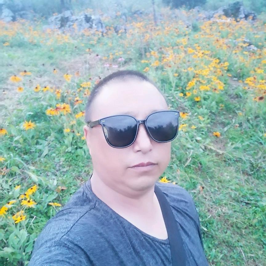 开心快乐。