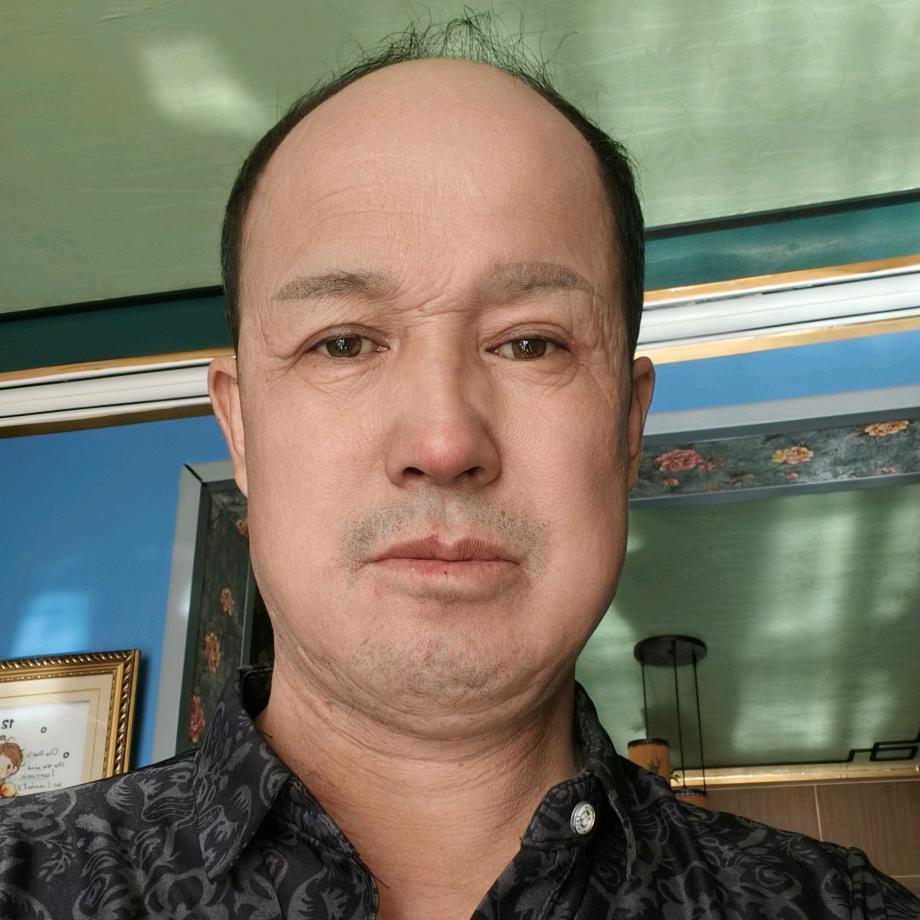 勇利哥上午十点十分开播