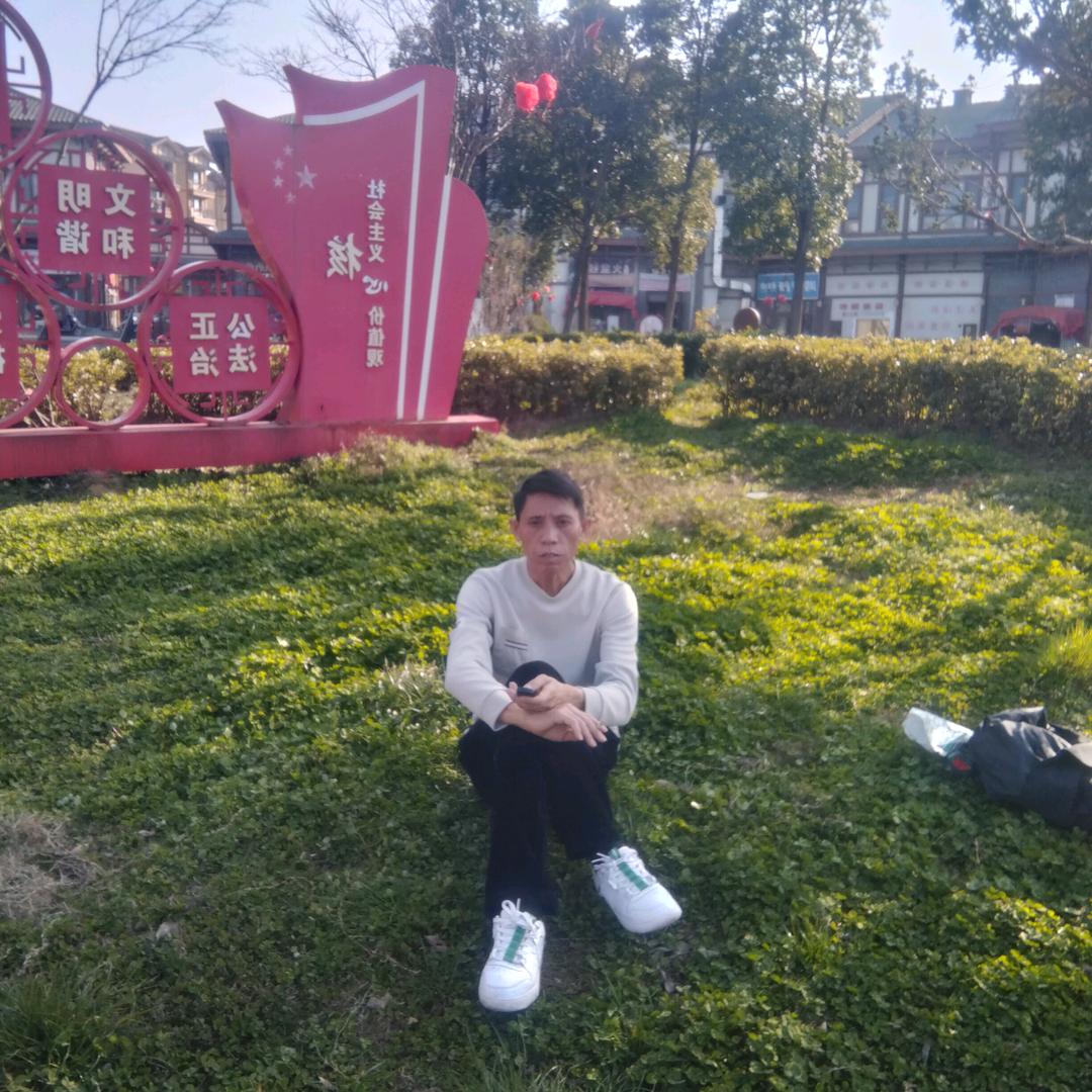 我姓蒲。来在抖音上有我的梦想