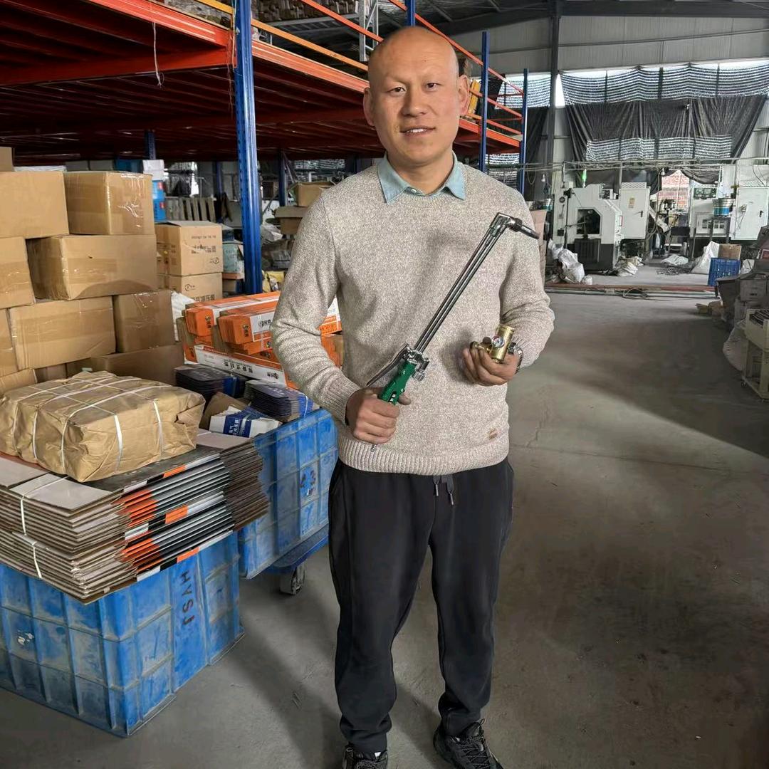 青岛新领跑者焊割五金工具