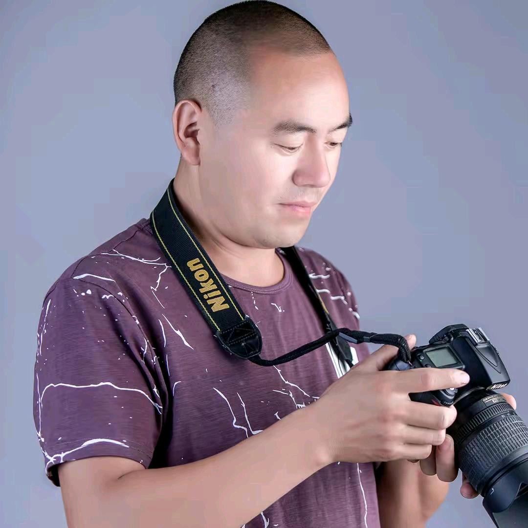 何金明