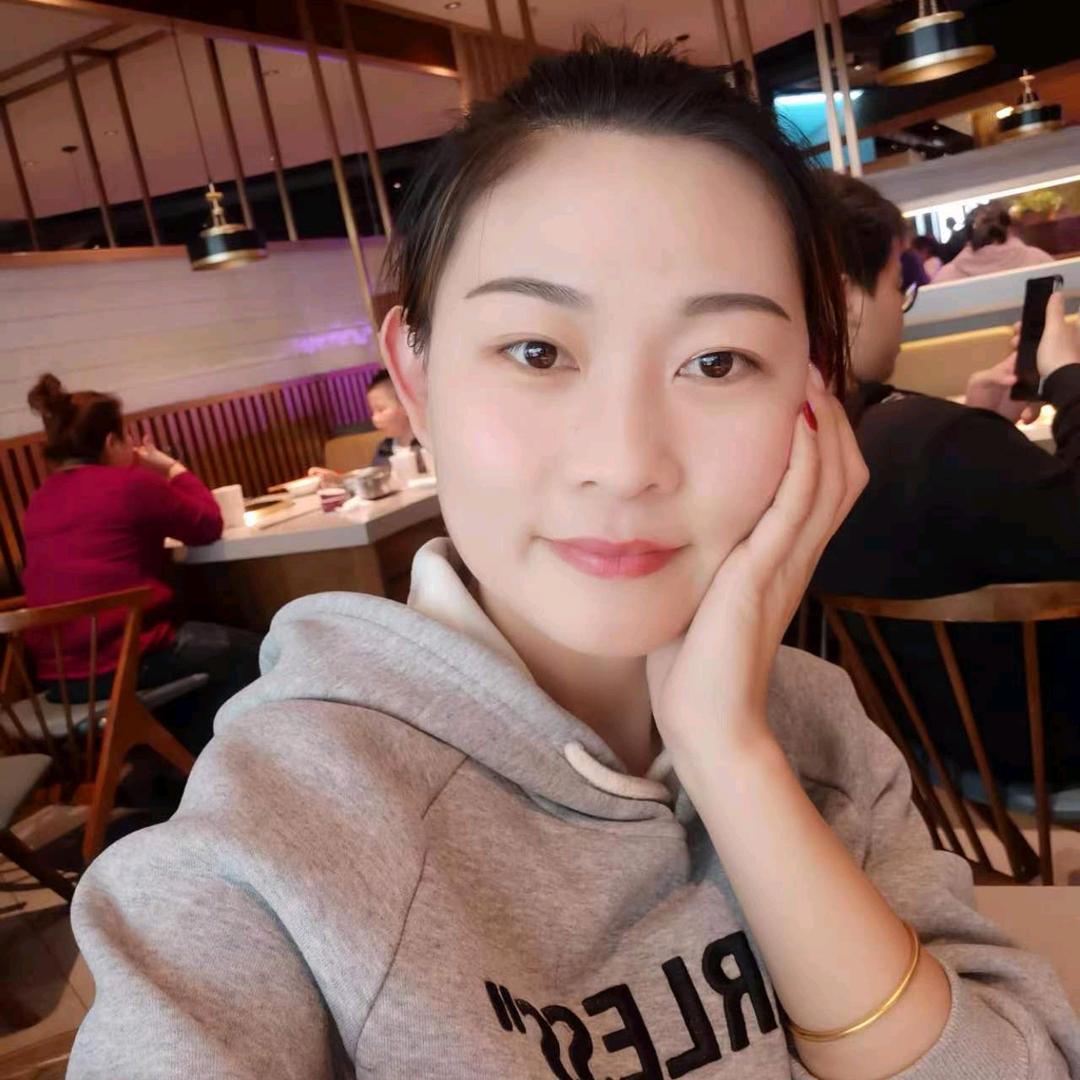👑明月（有一肚子的梦想）