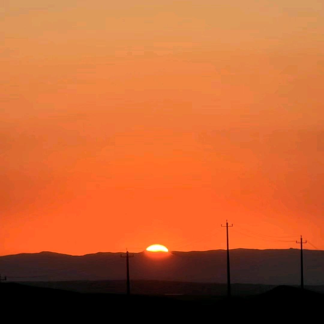 ᥫᩣ：🥀ꦿ້ᮨ໌℘࿐燕    子ᥫᩣ：