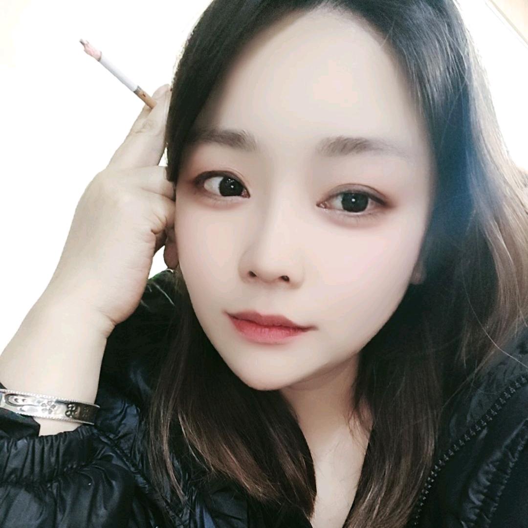 笑得很凄凉