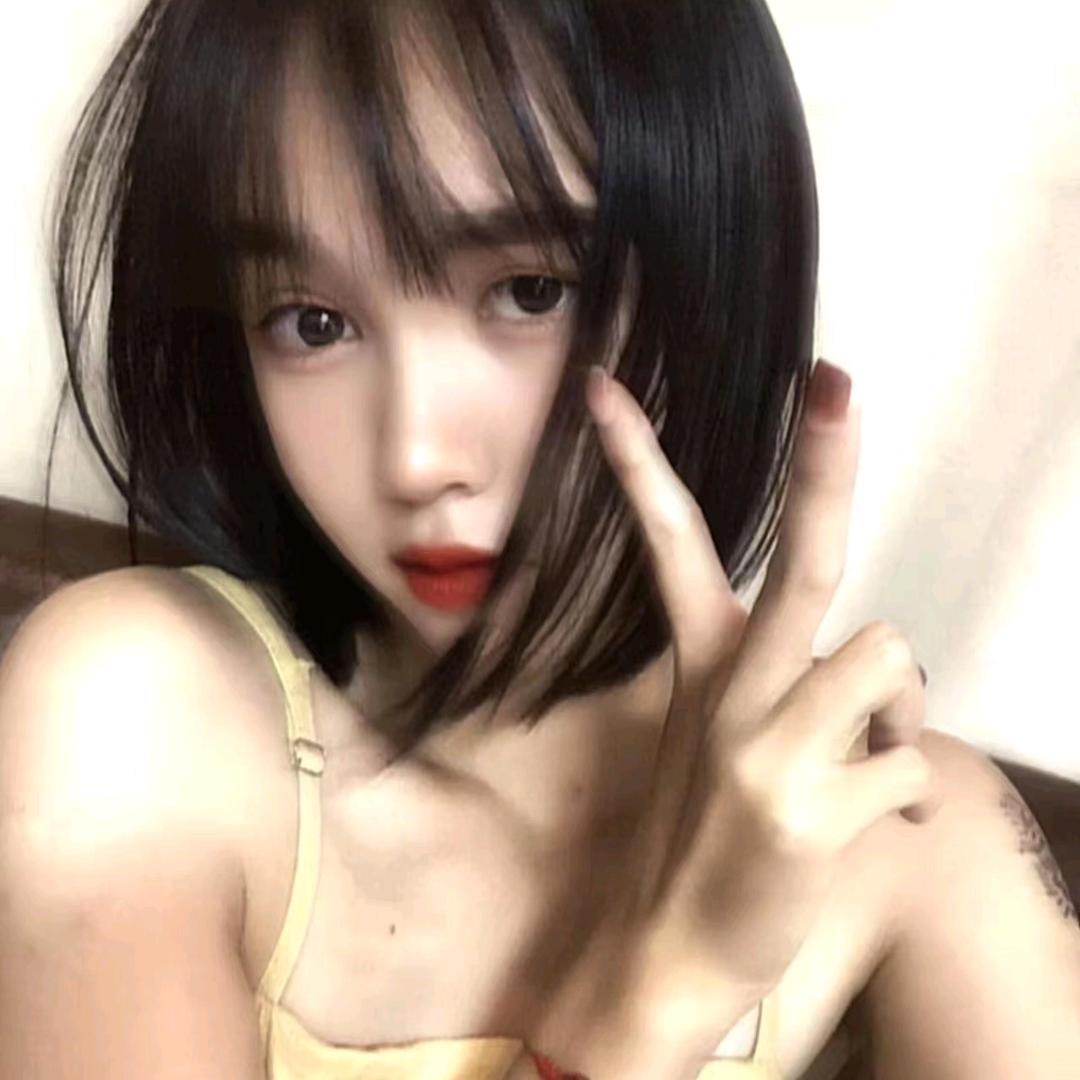 丽丽吖.