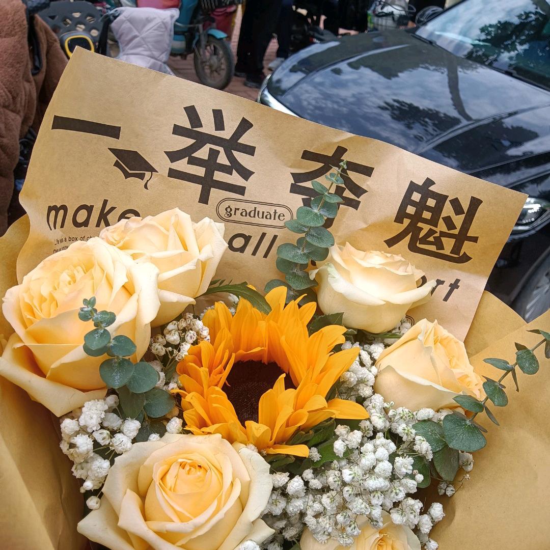 小玲吖😄