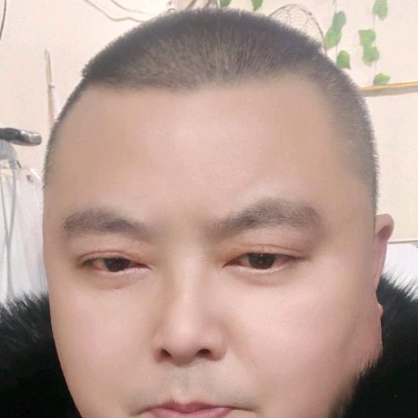 小胖爱钓鱼