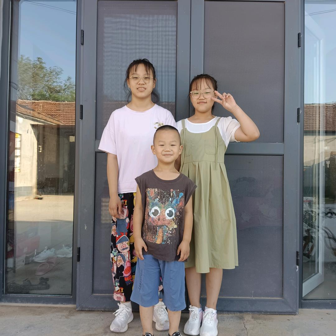 德州家装贴砖《周》