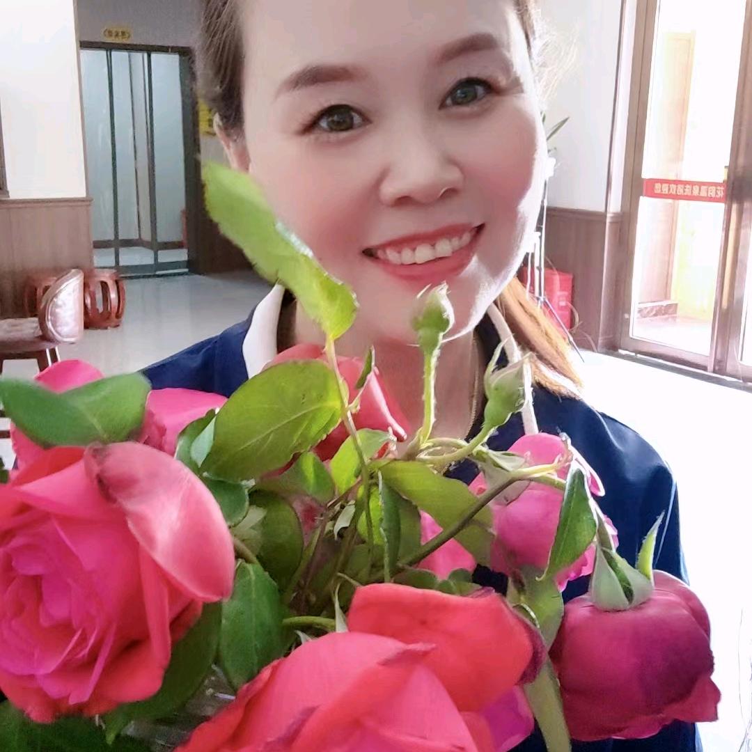 李姐小号大号同名早上7:10开播