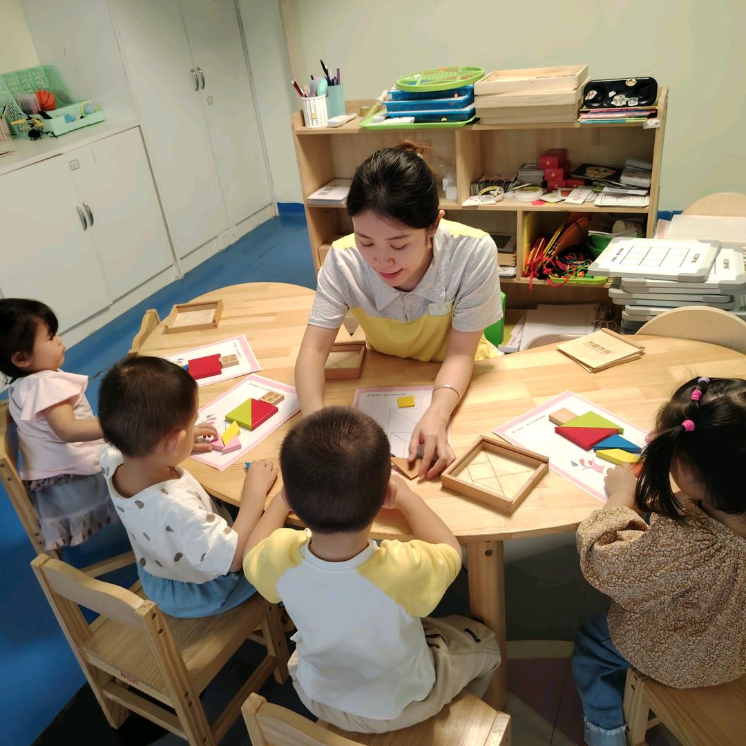 亿米吉婴幼儿成长中心