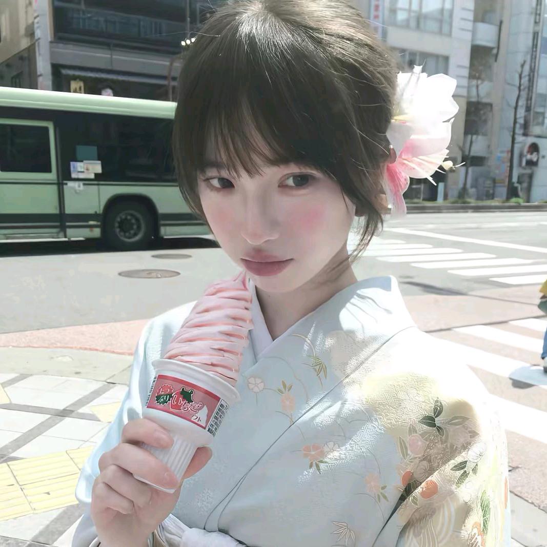 爱吃爆米花.