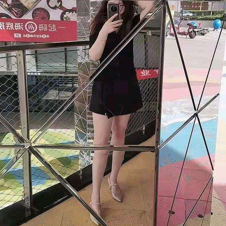 。悠悠爱吃菜