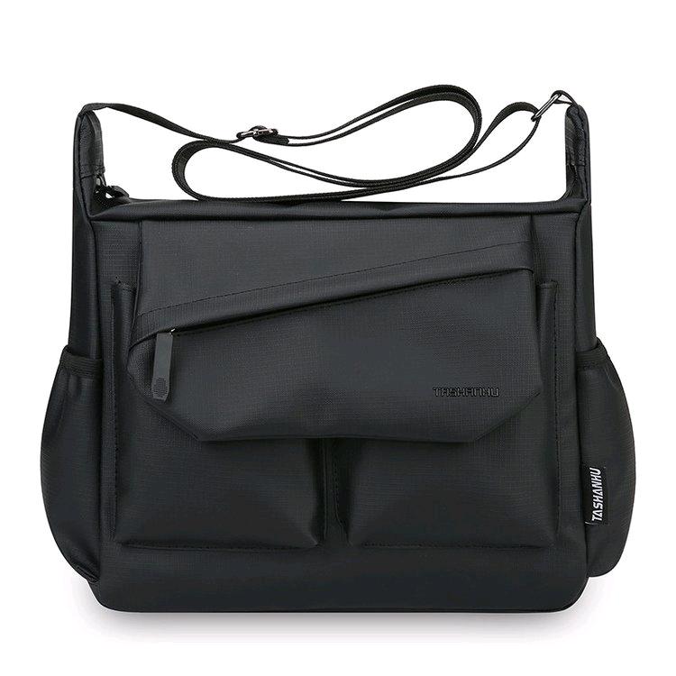 踏山虎休闲包工厂店