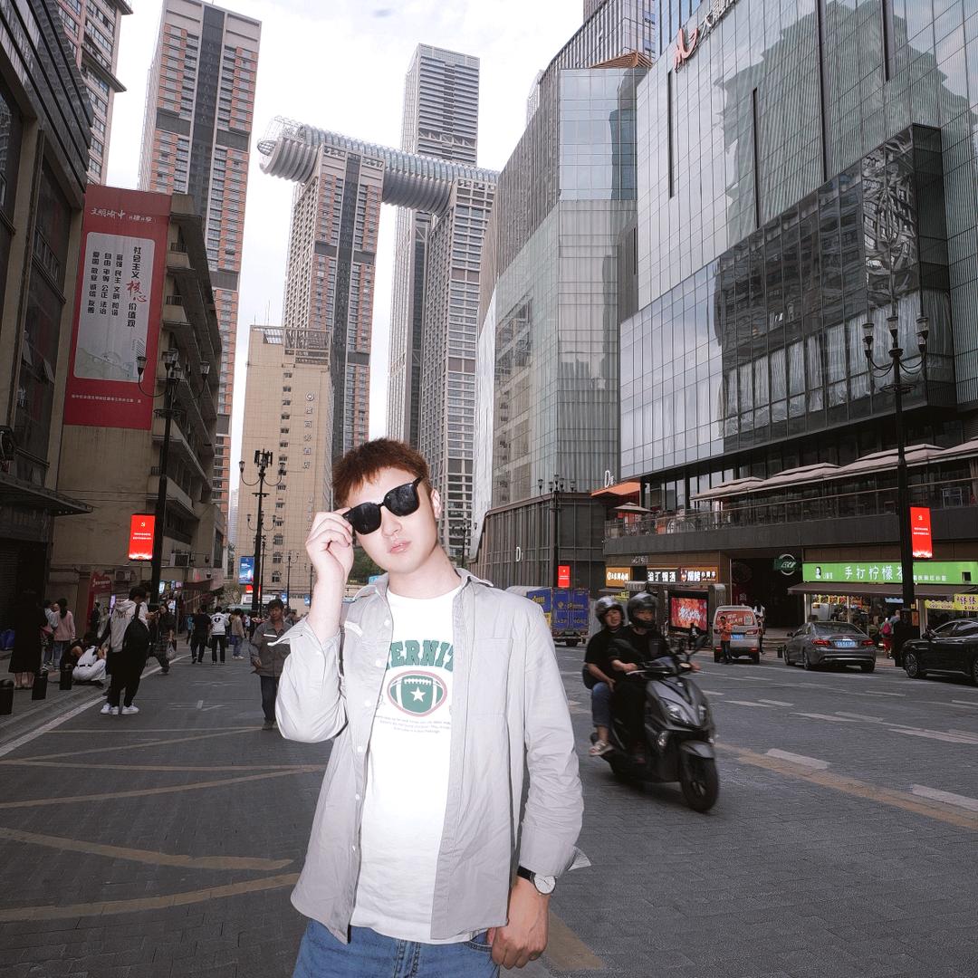 See star酒吧商k预定刘正曦