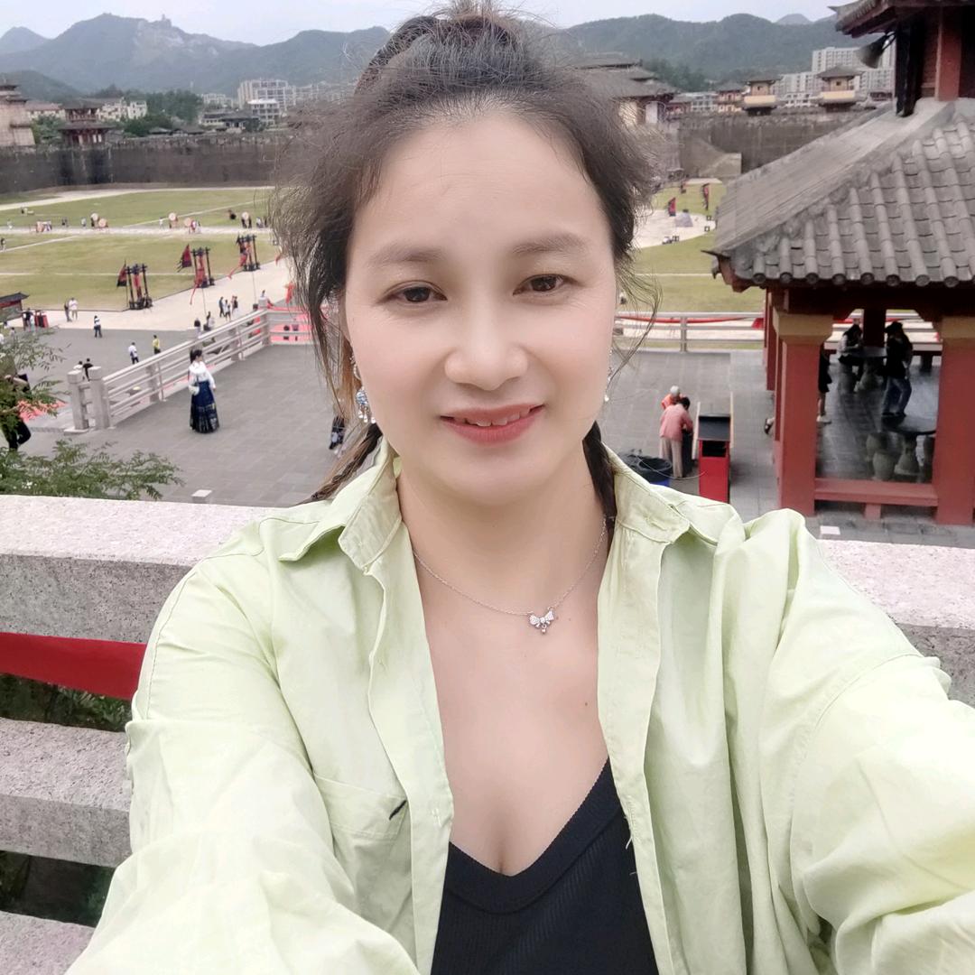 咪咪。