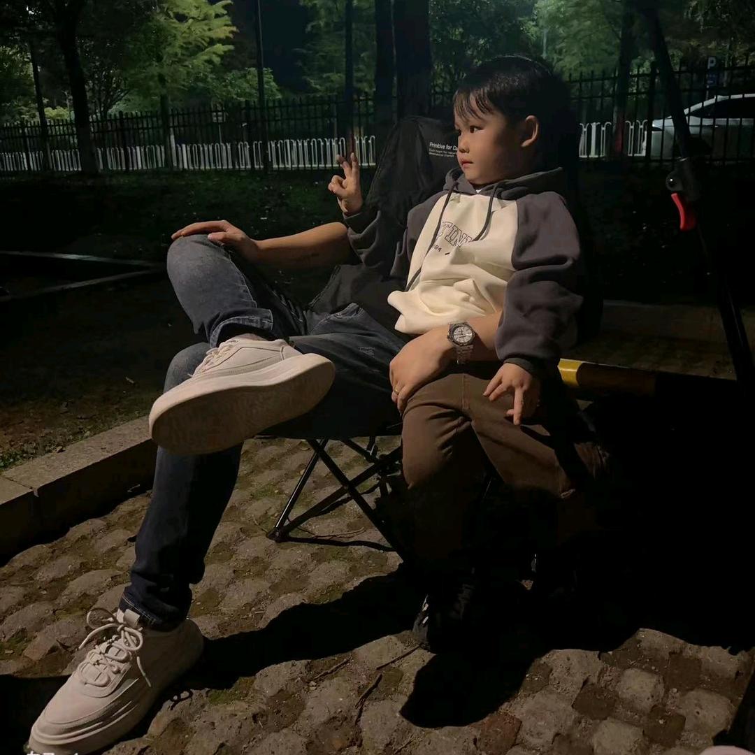 常怀感恩，自然走远。