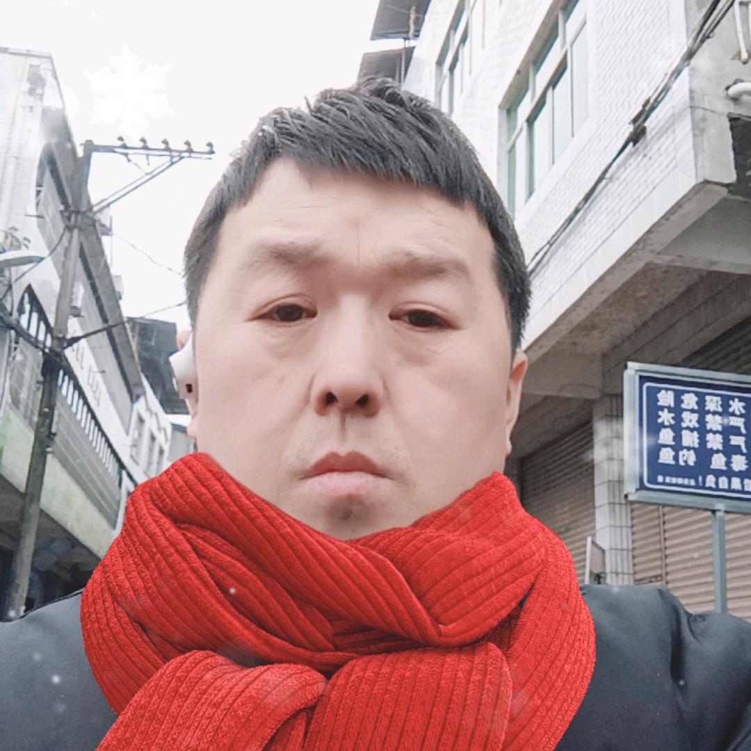 @╭( ′• o •′ )╭☞明月