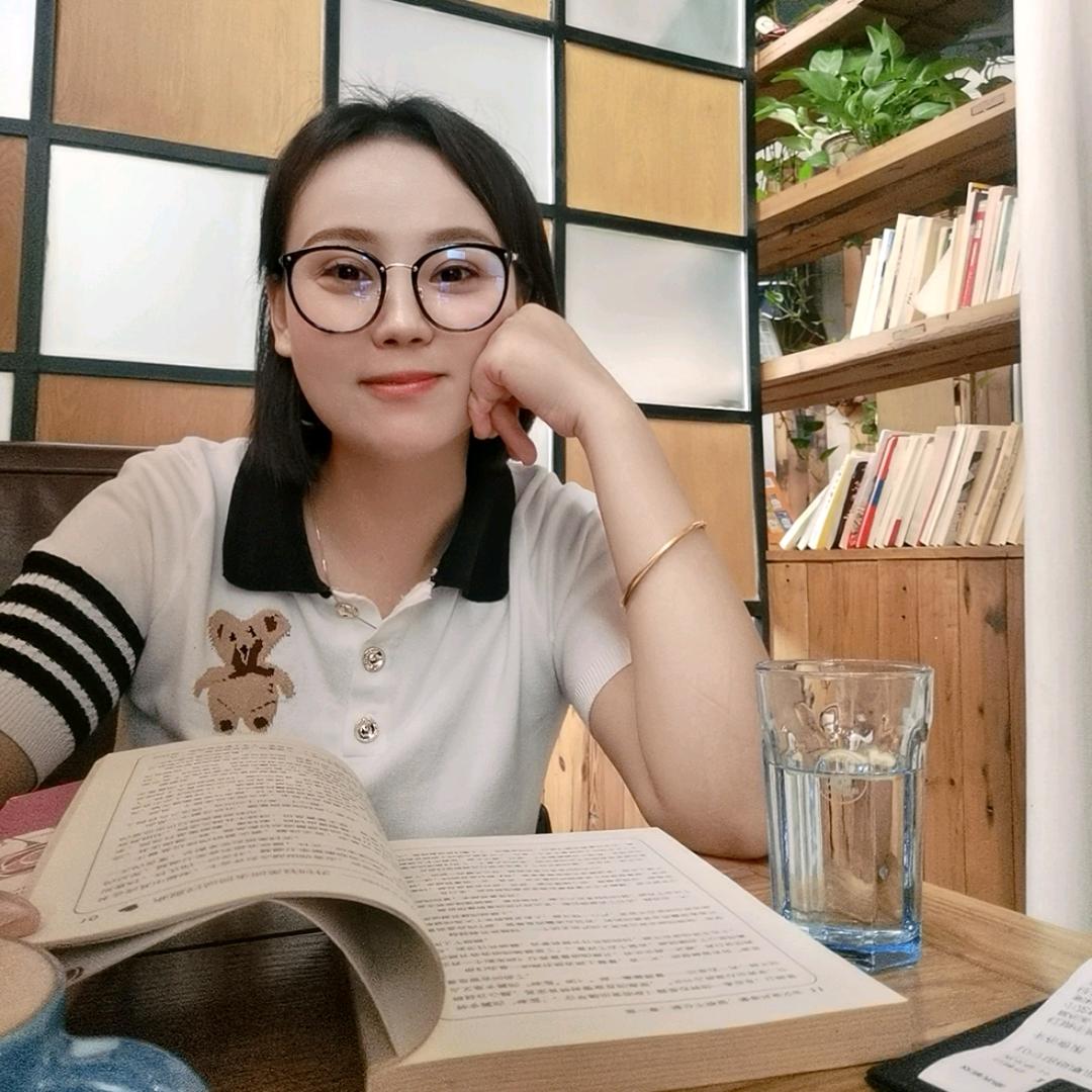 90后村干部兰兰