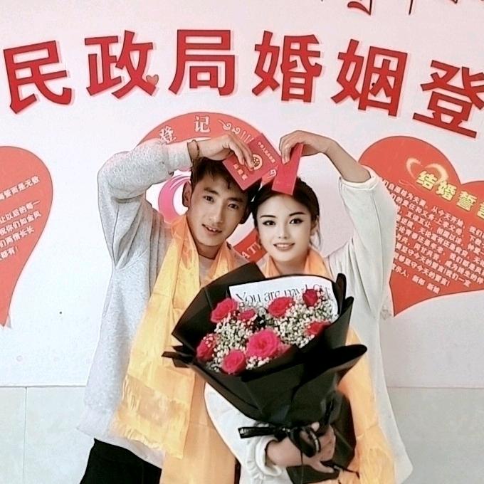 ღ᭄ꦿ安于时光 ღ᭄ꦿ:😘