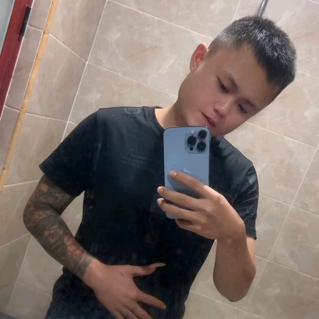 小老謝🚬จุ๊บ