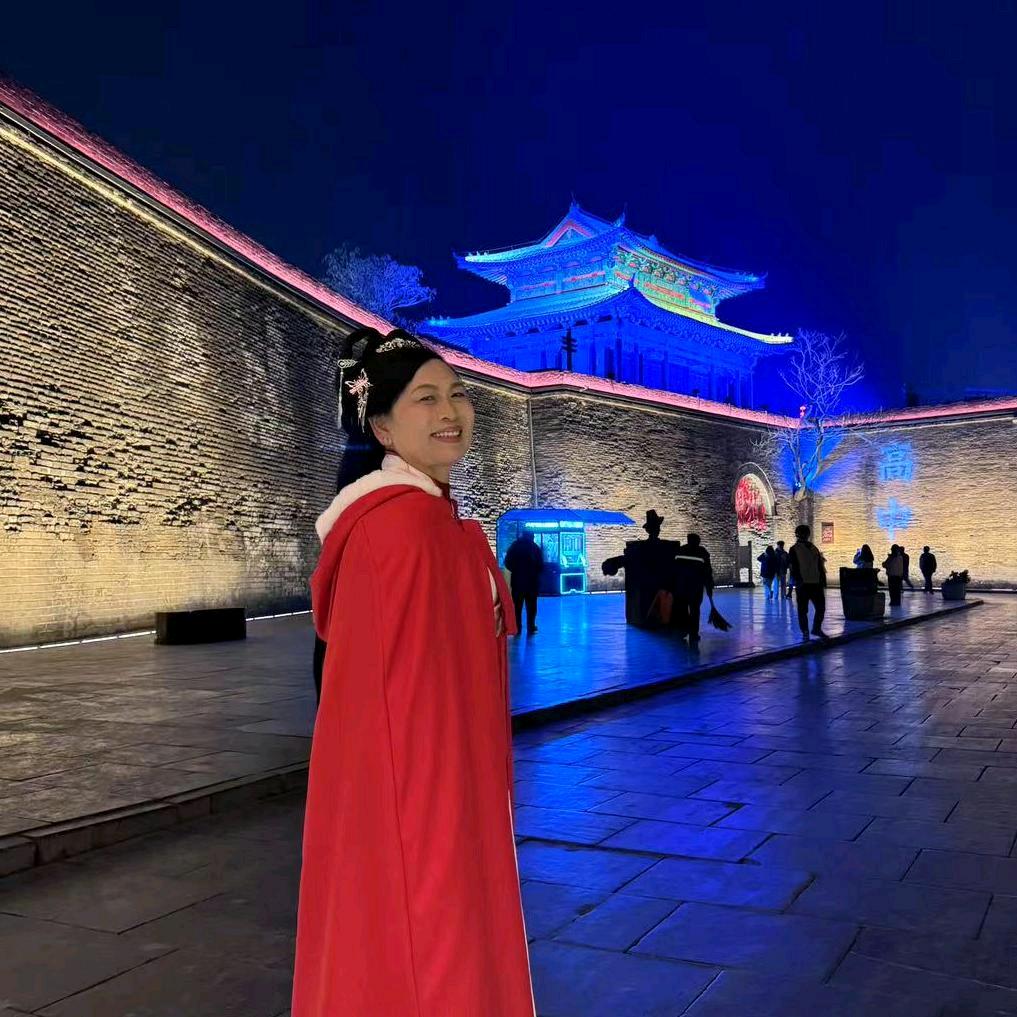 家具老板娘（支路幸福家具城，信德酒楼对面