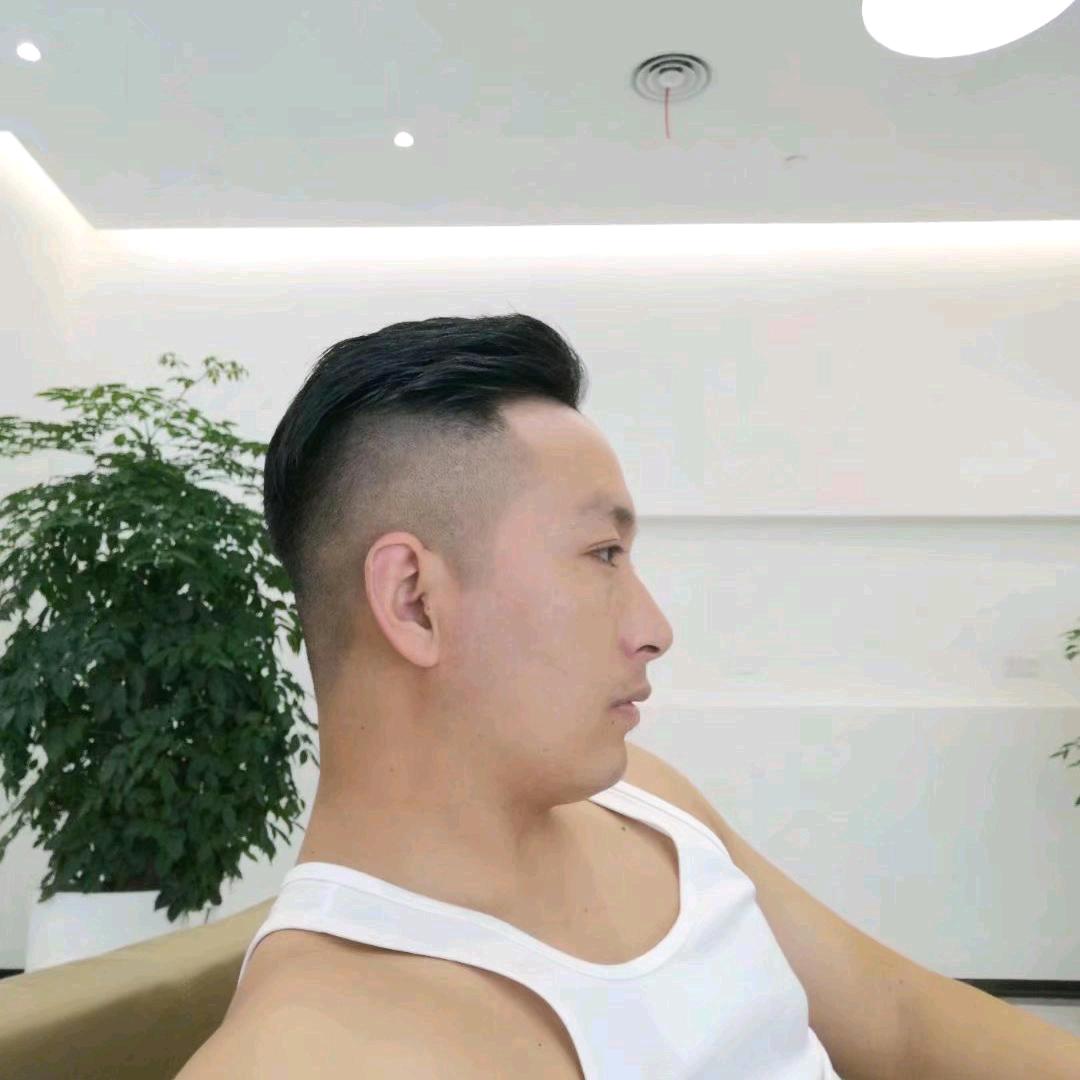 雾里探花（大队长）