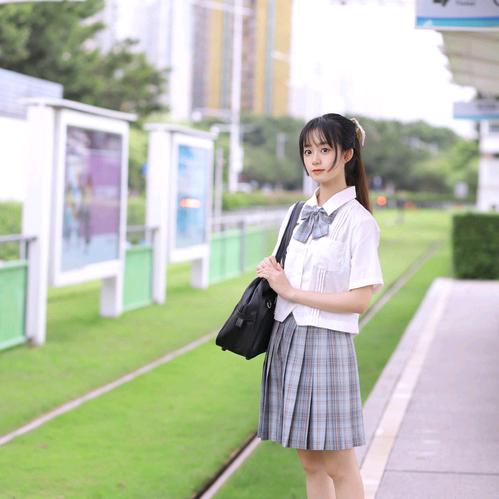 진명헌