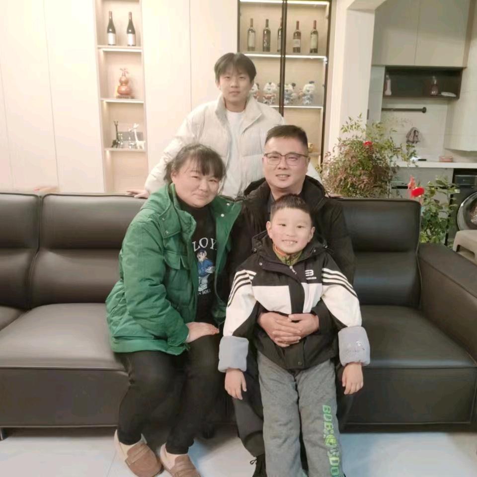 在下王超