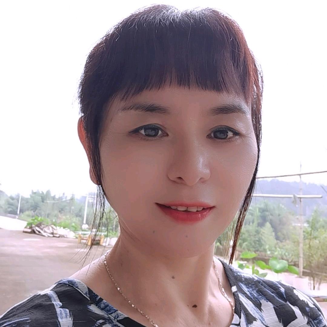 依依