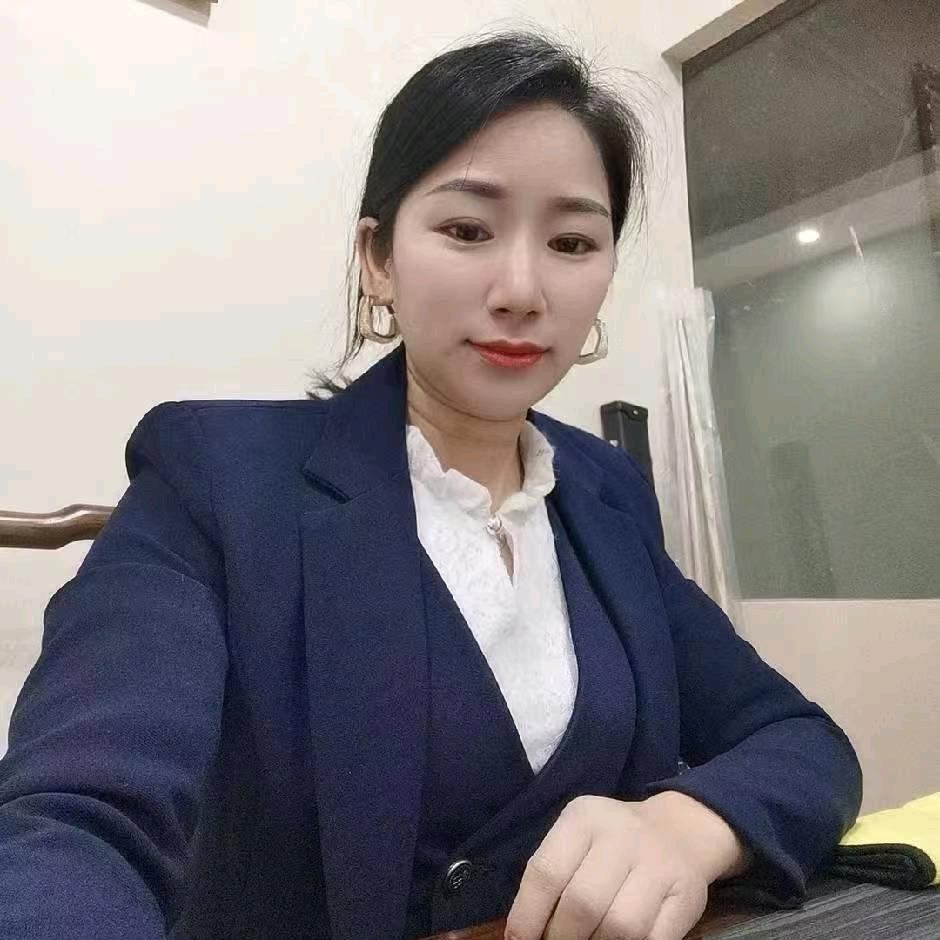 万企工业地产～朱霞