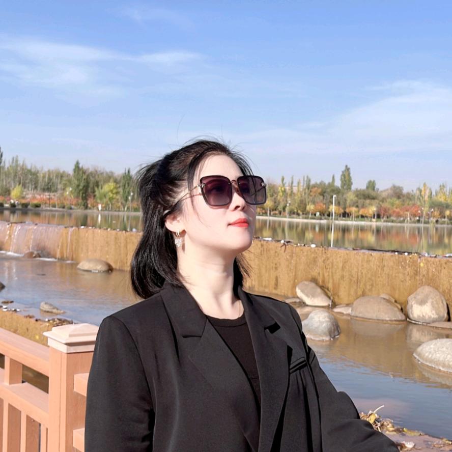 红梅（水质管理师，热水设备）