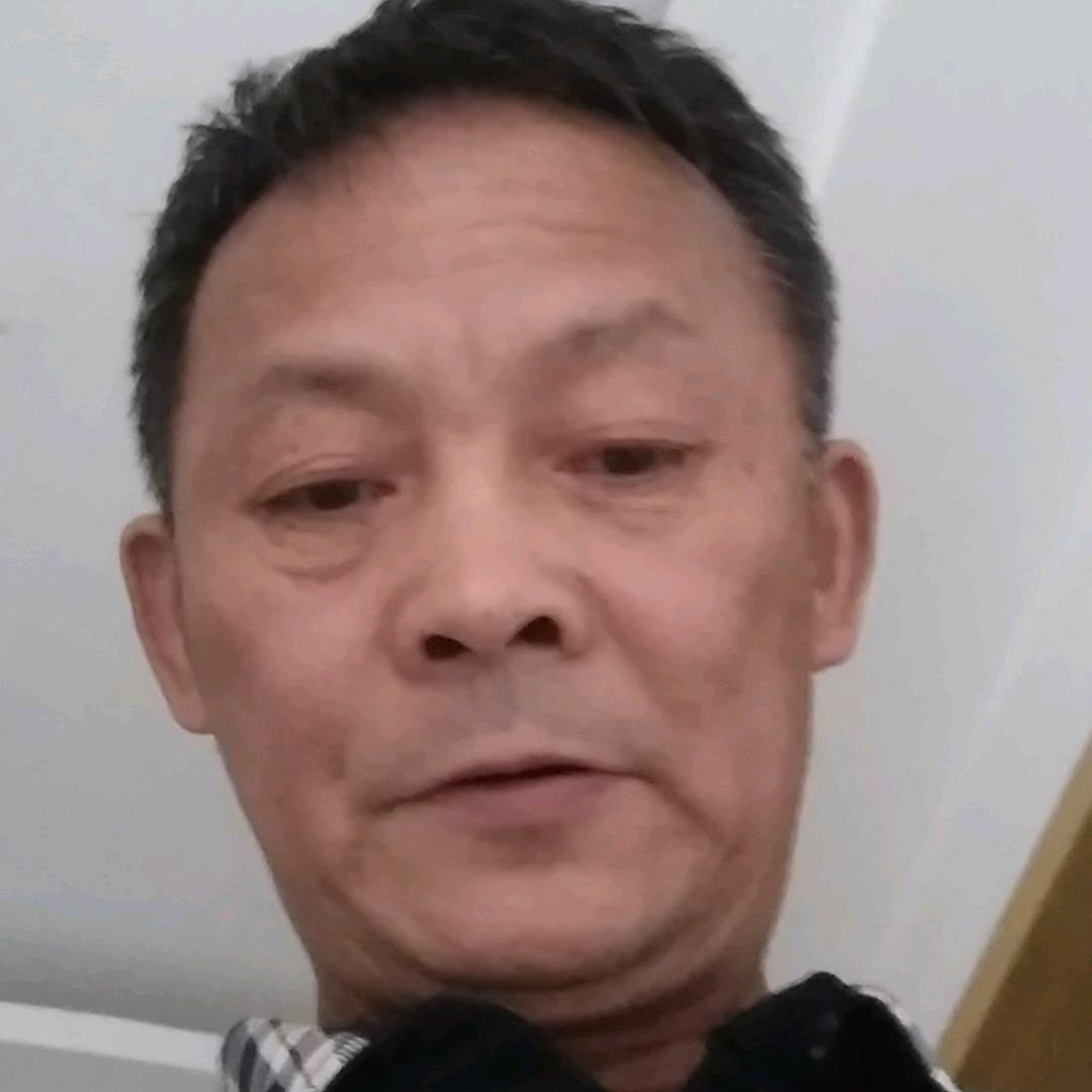 熊哥（艰难前行）