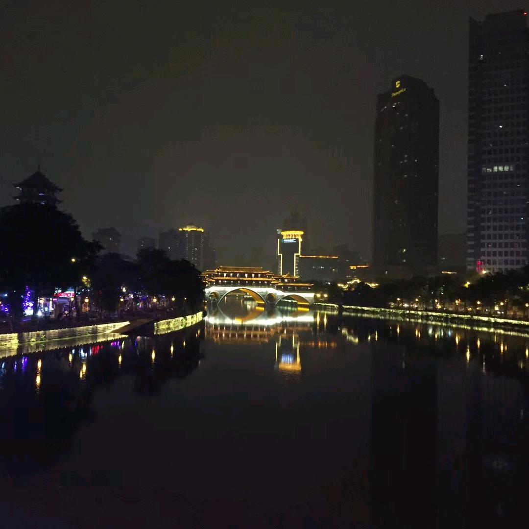 夜深忽梦少年事