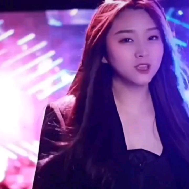 🥀ℒᎭℯ陪伴你一生ꦿ҉᭄࿚ནོ⁵²⁰