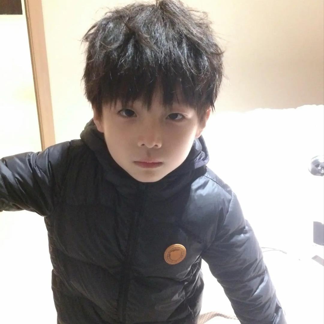舒克.