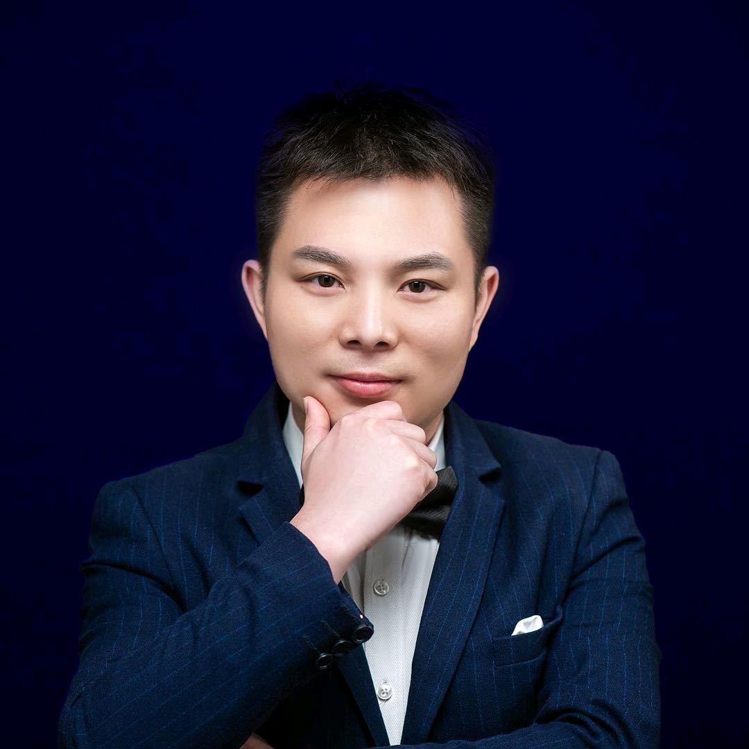 装修观察员王斌