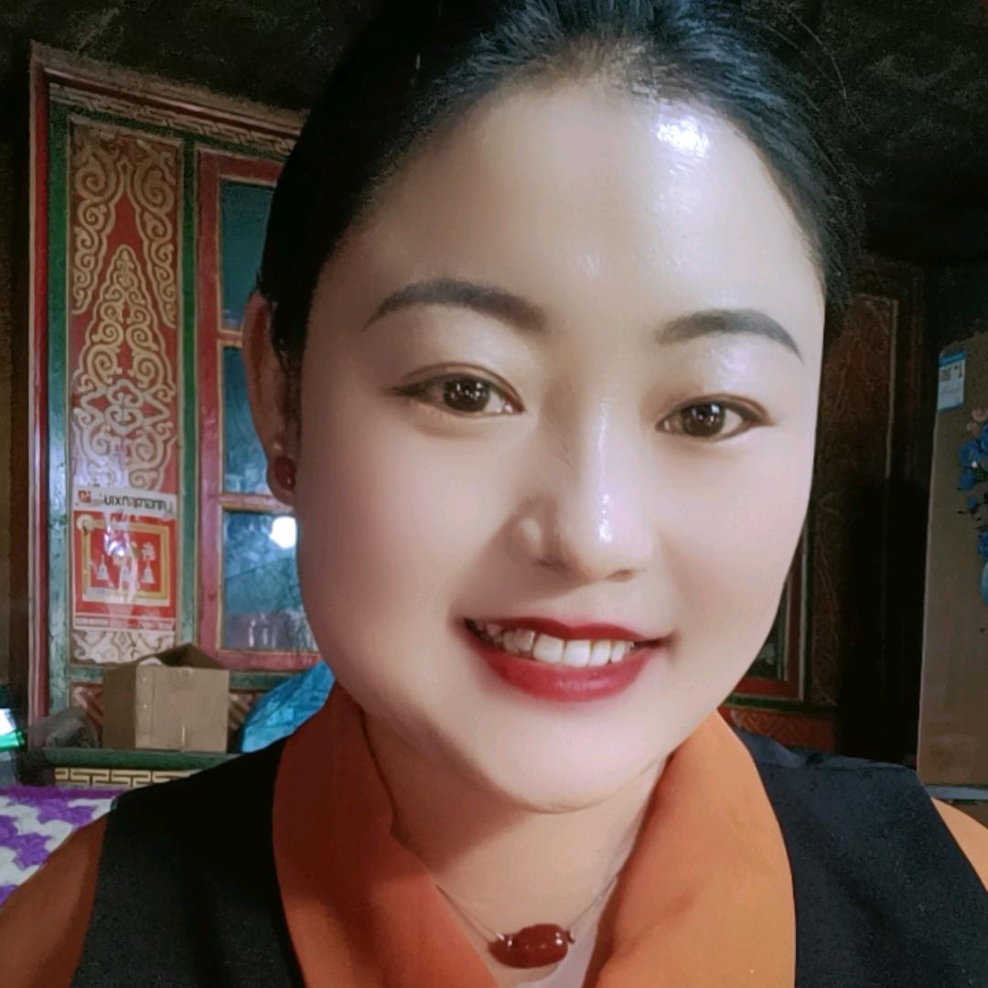 康巴姑娘