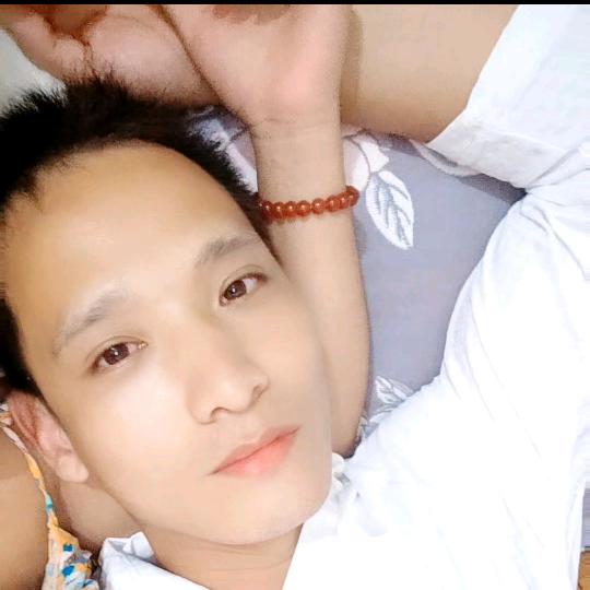 明天会更好（成哥）头像