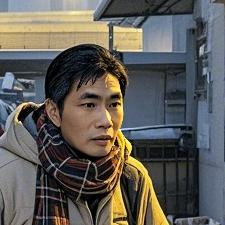 朝前走走